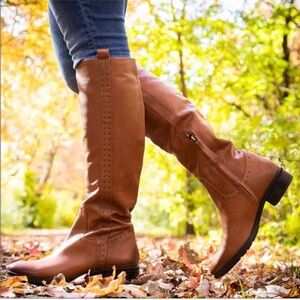 Sam Edelman Boots Soft Studded Leather Riding Boot Whiskey Brown NWOB Box 6.5